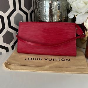 Louis Vuitton Vintage Epi Pochette
